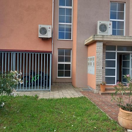 Bed & Breakfast Grgic Novigrad  ภายนอก รูปภาพ