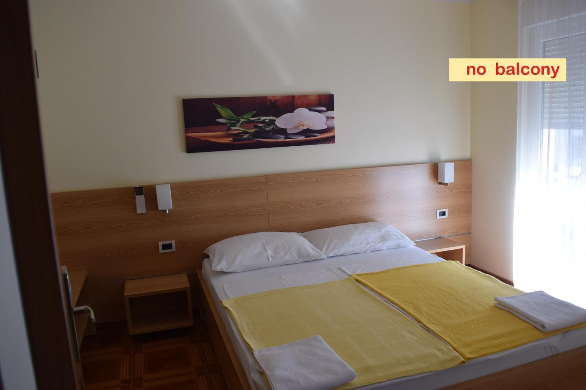 Bed & Breakfast Grgic Novigrad  ภายนอก รูปภาพ